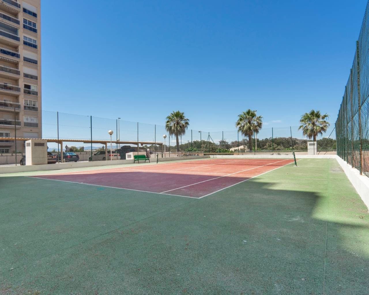 3 soveværelse Lejlighed til salg i Guardamar del Segura med swimmingpool - € 340.000 (Ref: 9014325)