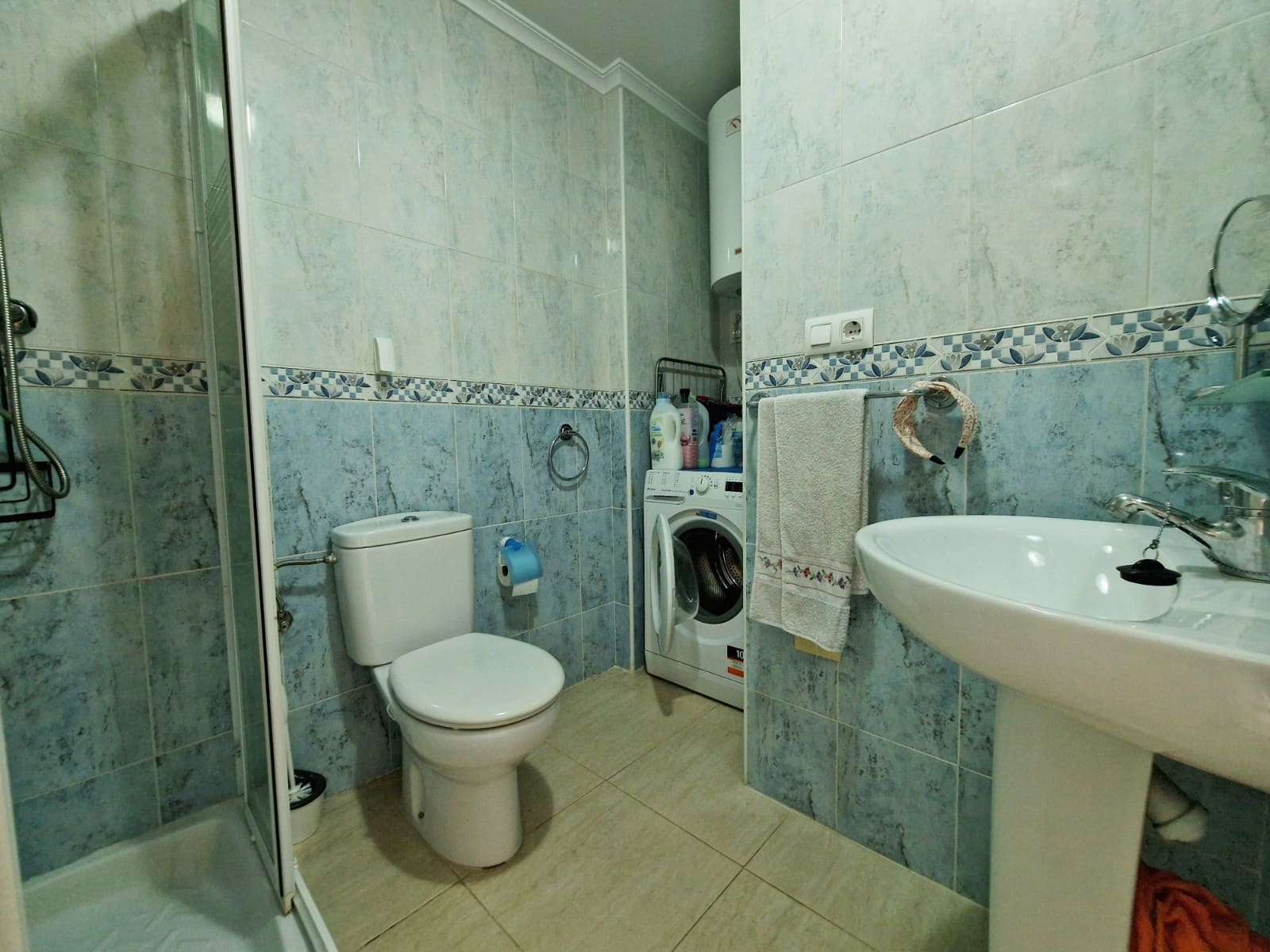 2 bedroom Apartment for sale in Daya Nueva with pool - € 119,500 (Ref: 9175745)