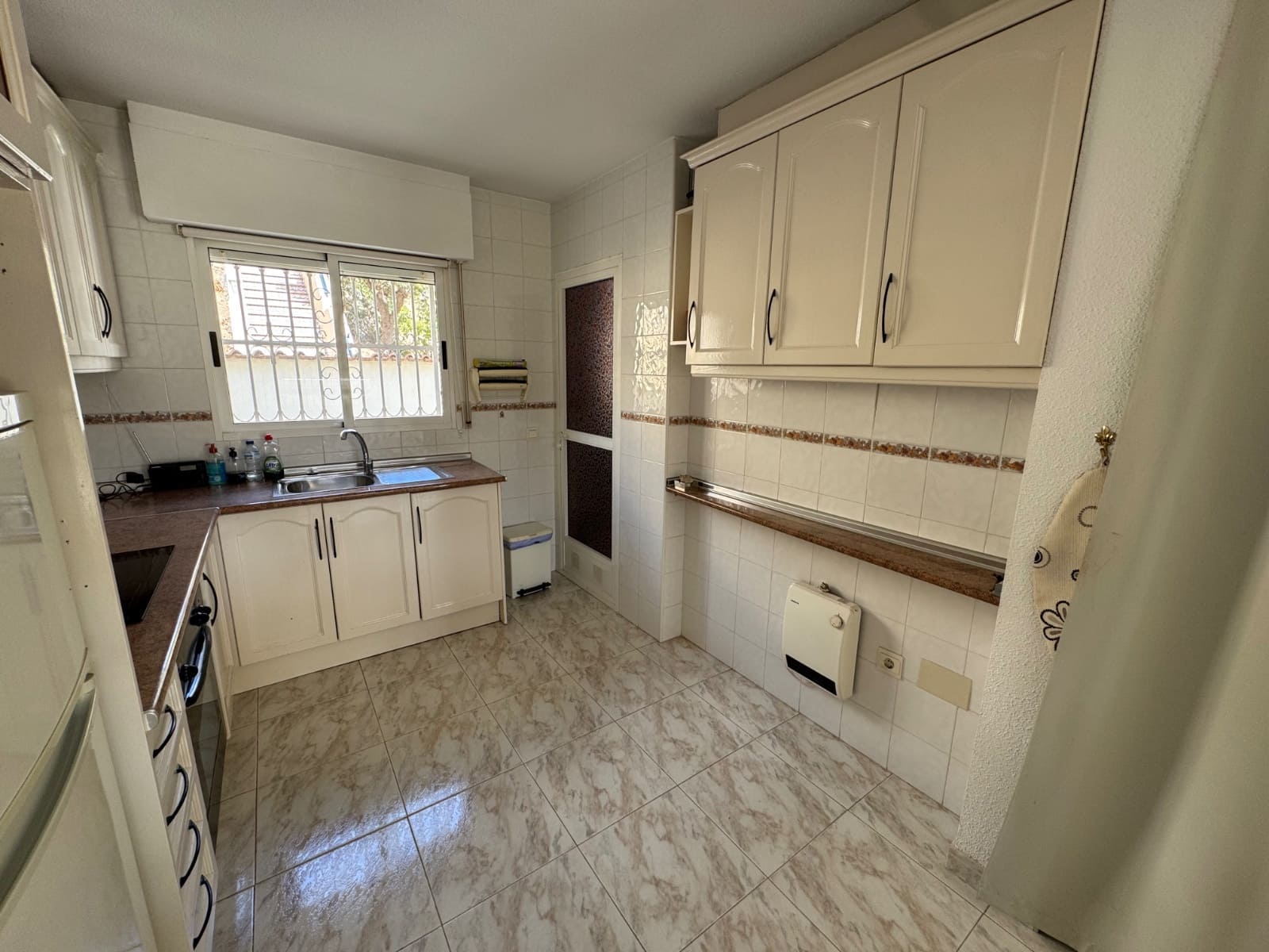 3 bedroom Townhouse for sale in Rojales with pool - € 259,000 (Ref: 9232488)