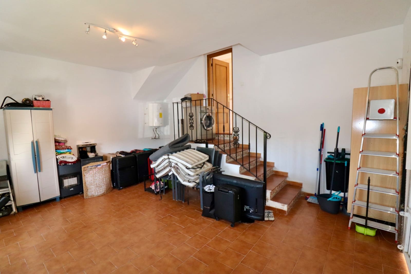 4 soverom Finca/Herregård til salgs i Catral med svømmebasseng - € 459 000 (Ref: 9243060)