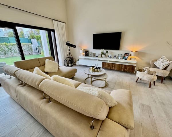 3 soveværelse Villa til salg i Algorfa med swimmingpool - € 575.000 (Ref: 9330298)