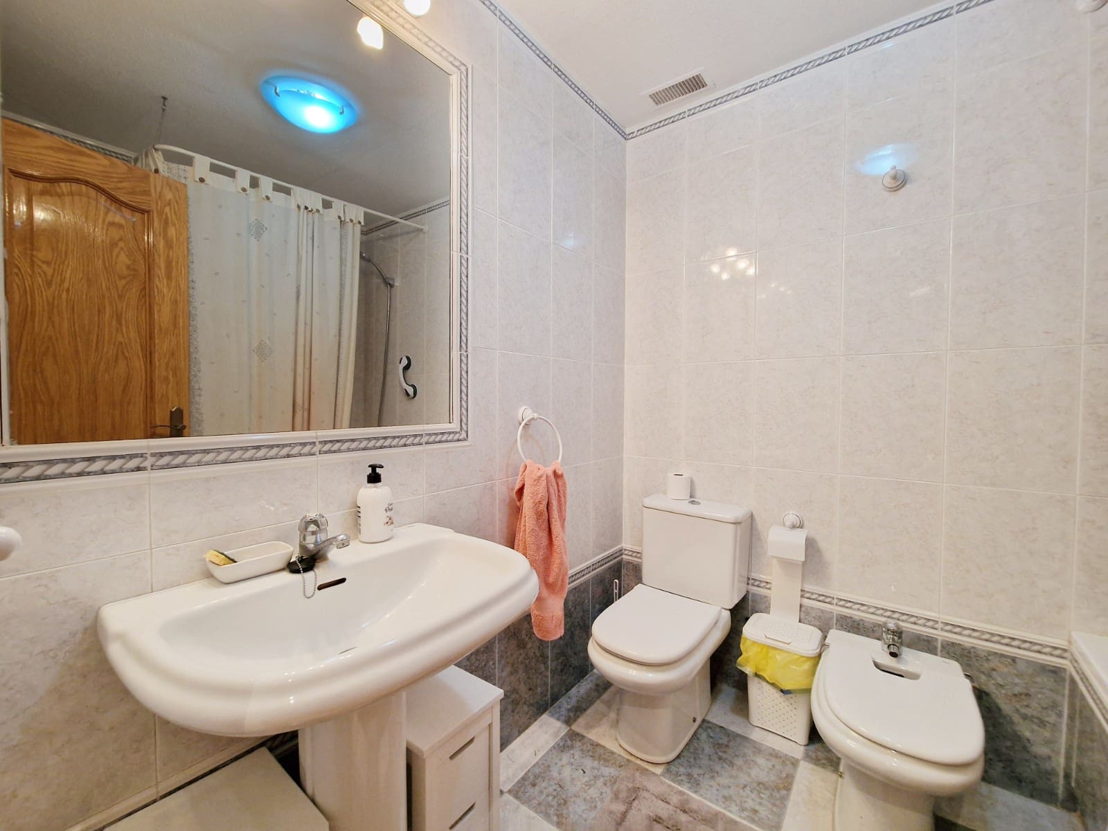 1 slaapkamer Appartement te koop in Guardamar del Segura - € 117.500 (Ref: 9335709)