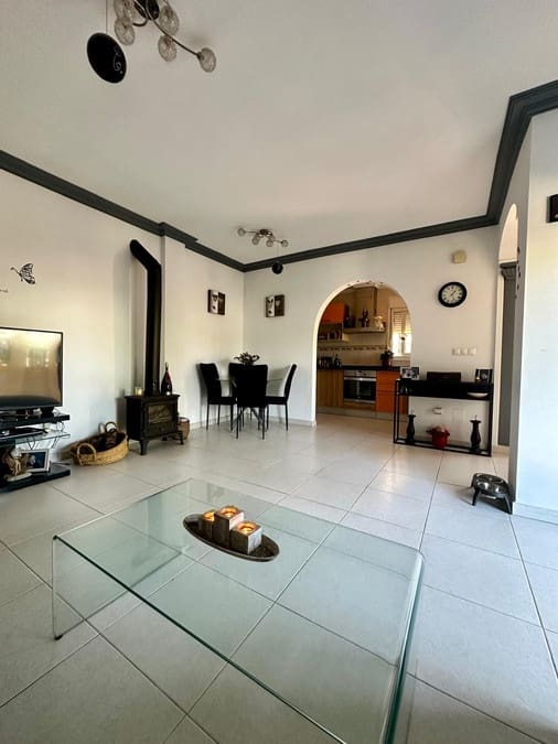 Chalet de 3 habitaciones en Los Montesinos en venta con piscina garaje - 280.000 € (Ref: 9353320)