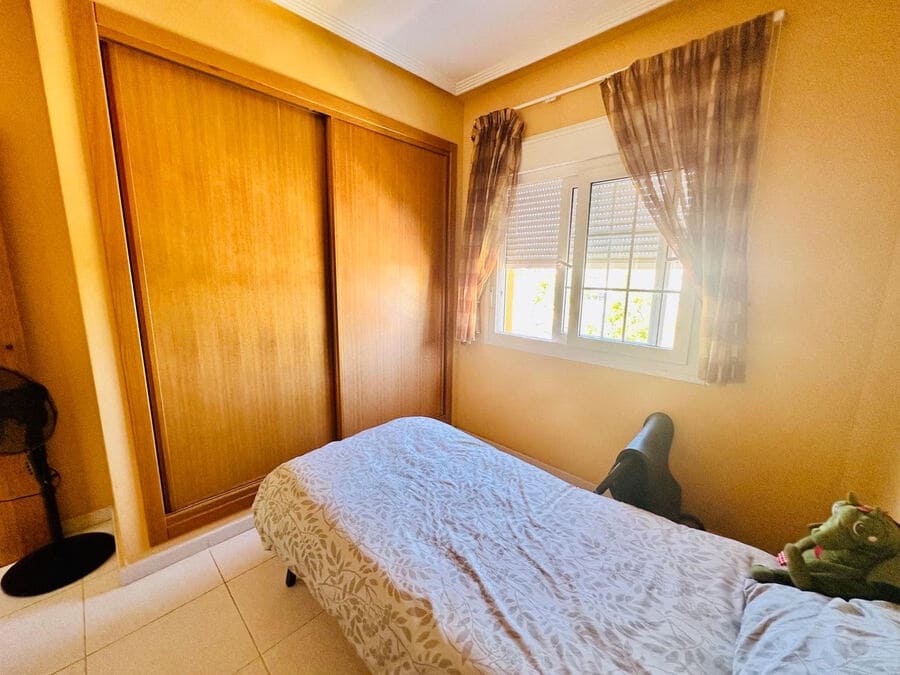 Chalet de 3 habitaciones en Los Montesinos en venta con piscina garaje - 280.000 € (Ref: 9353320)