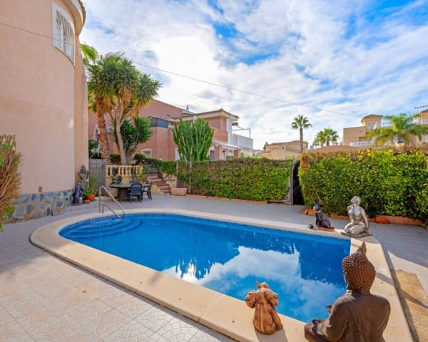 2 bedroom Villa for sale in Ciudad Quesada, Rojales with pool - € 325,000 (Ref: 9362206)