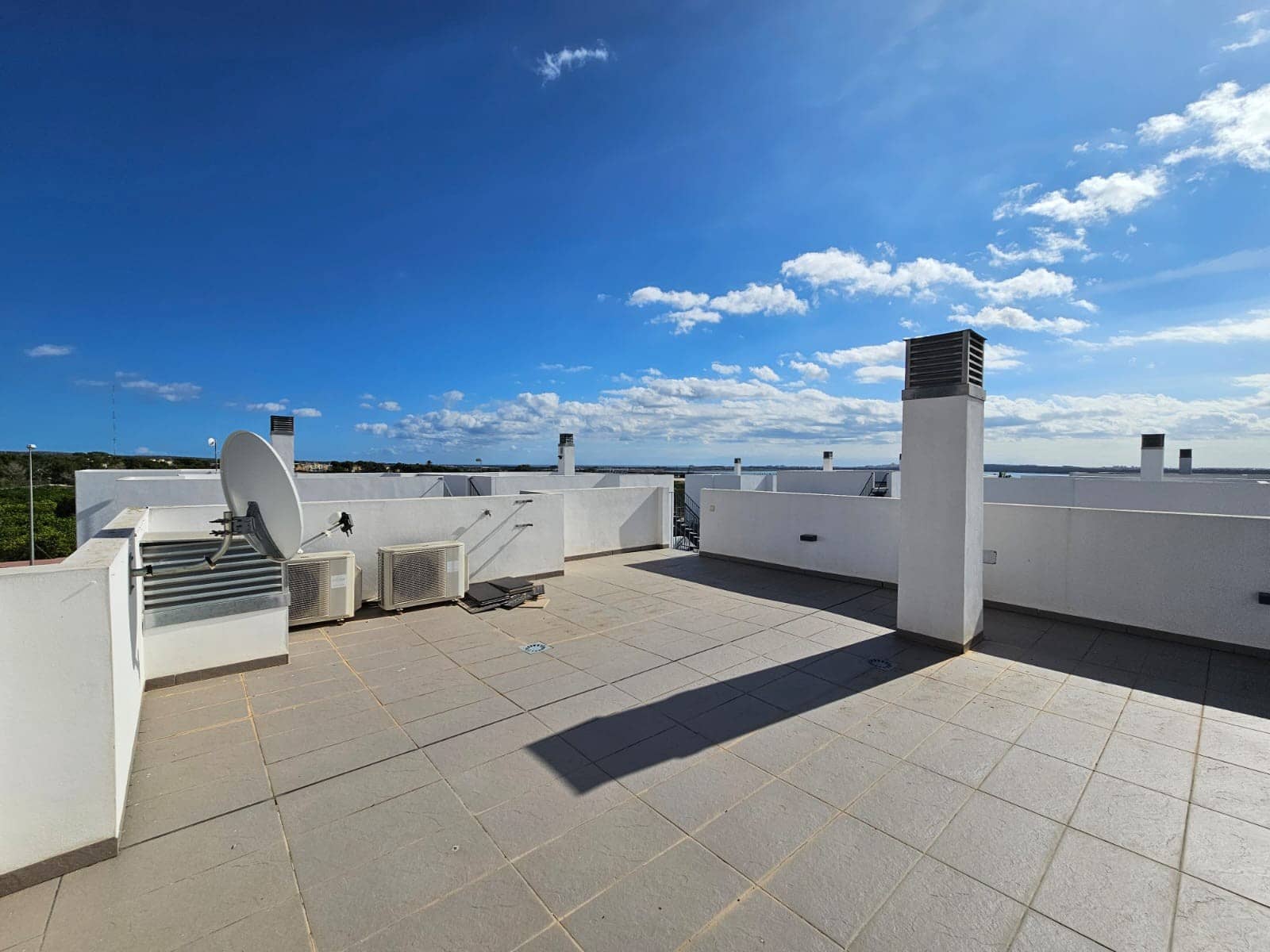 3 bedroom Villa for sale in Ciudad Quesada with pool - € 499,500 (Ref: 9362214)