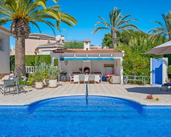 4 camera da letto Villa in vendita in Ciudad Quesada, Rojales con piscina - 764.000 € (Rif: 9378853)