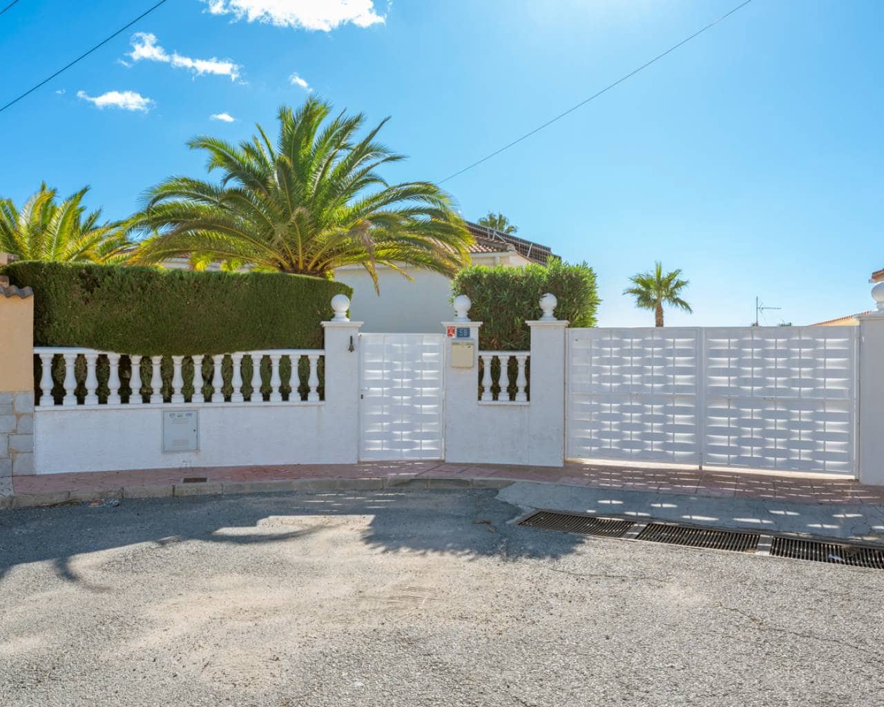 4 camera da letto Villa in vendita in Ciudad Quesada con piscina - 764.000 € (Rif: 9378853)