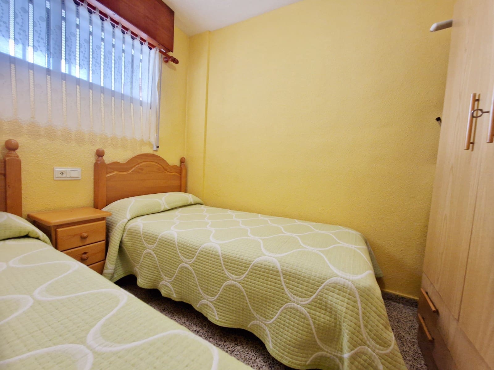 2 sovrum Lägenhet till salu i Guardamar del Segura med pool - 165 000 € (Ref: 9409988)