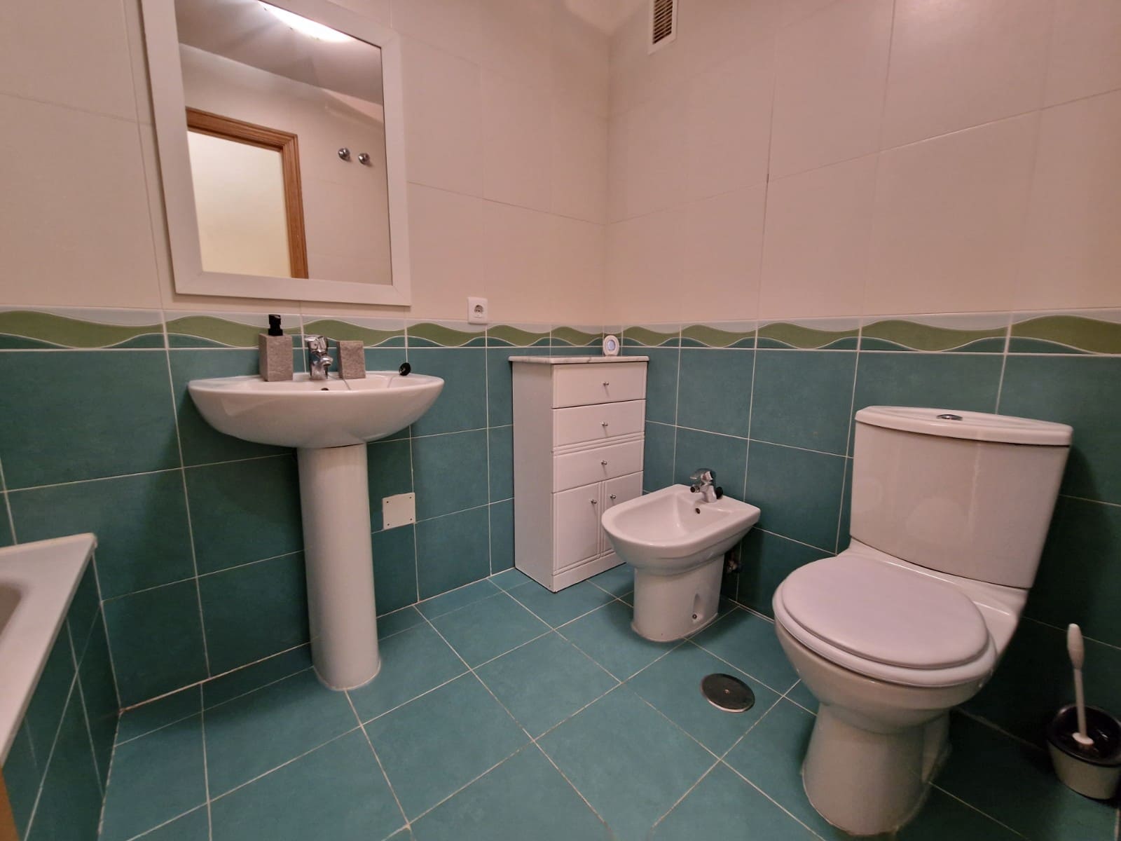 Apartamento de 2 habitaciones en Guardamar del Segura en venta con piscina - 189.000 € (Ref: 9432609)