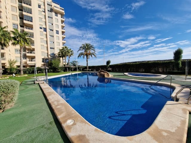Apartamento de 2 habitaciones en Puerto Deportivo, Guardamar del Segura en venta con piscina - 189.000 € (Ref: 9432609)