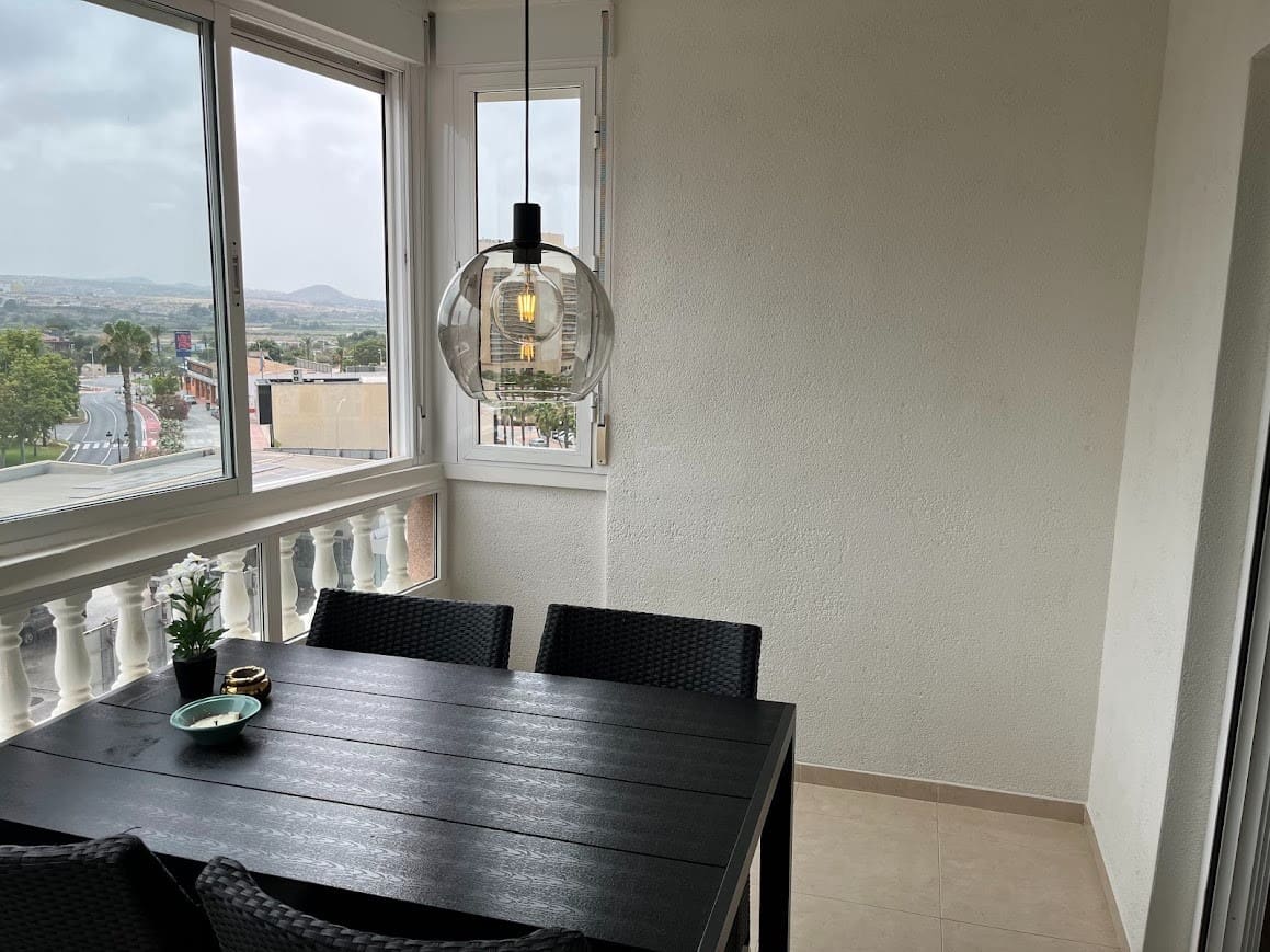 2 makuuhuone Huoneisto myytävänä paikassa Guardamar del Segura mukana uima-altaan - 184 500 € (Ref: 9461899)