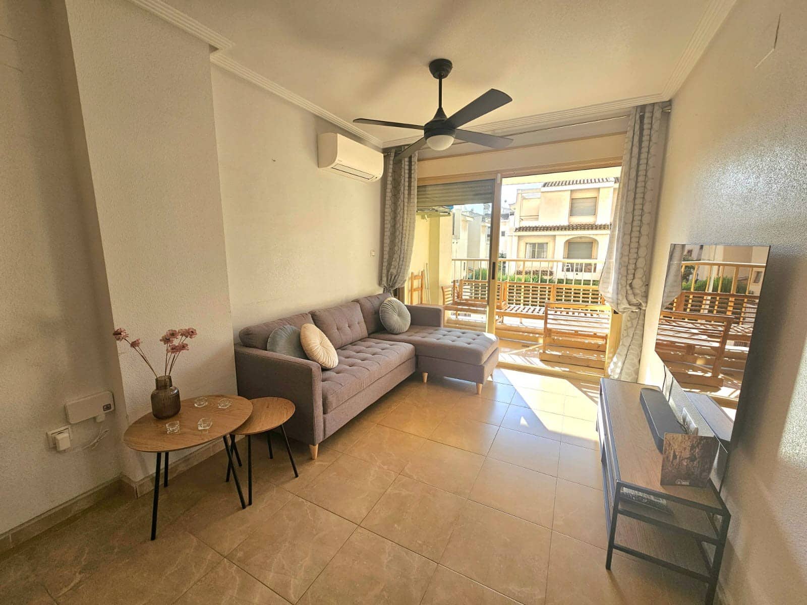 2 sovrum Lägenhet till salu i Guardamar del Segura - 189 900 € (Ref: 9470509)