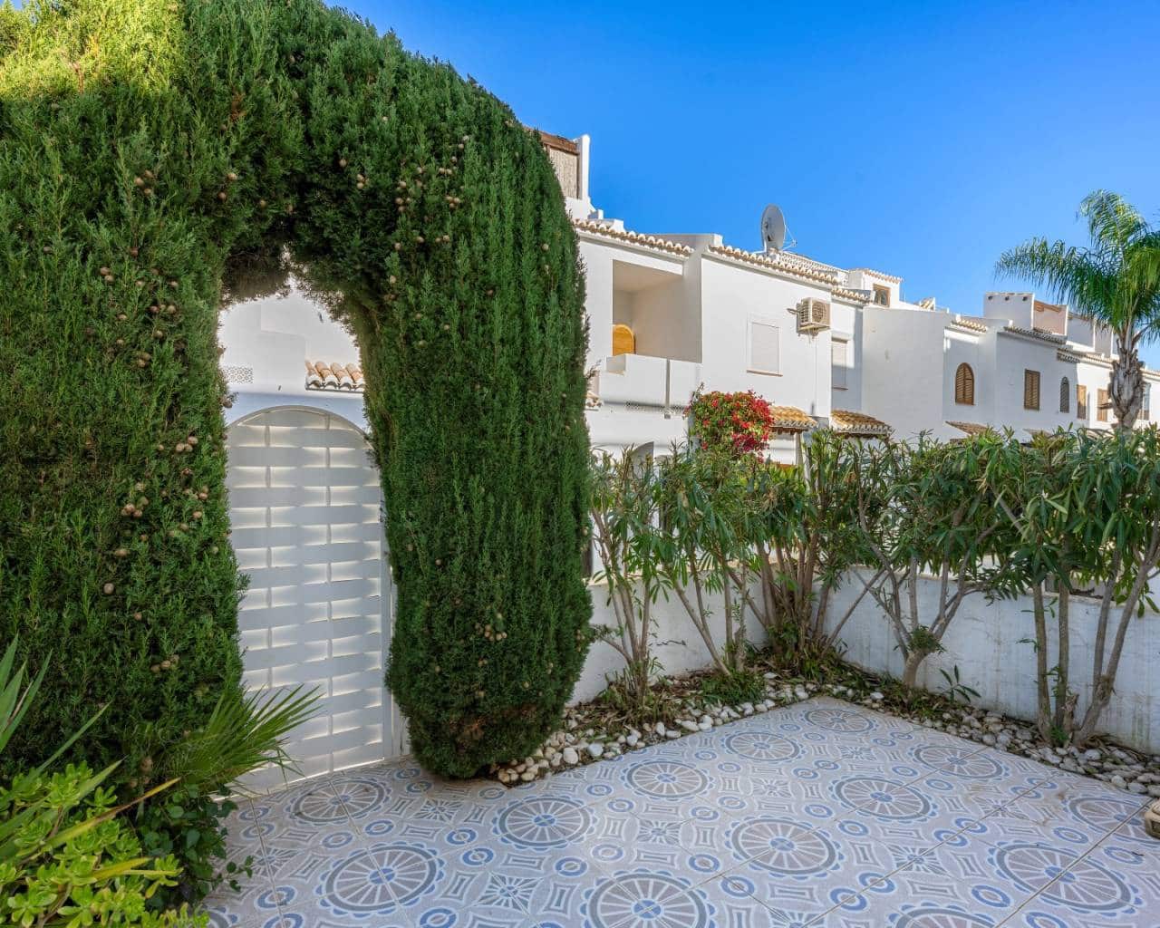 2 bedroom Villa for sale in Ciudad Quesada with pool - € 195,000 (Ref: 9472776)