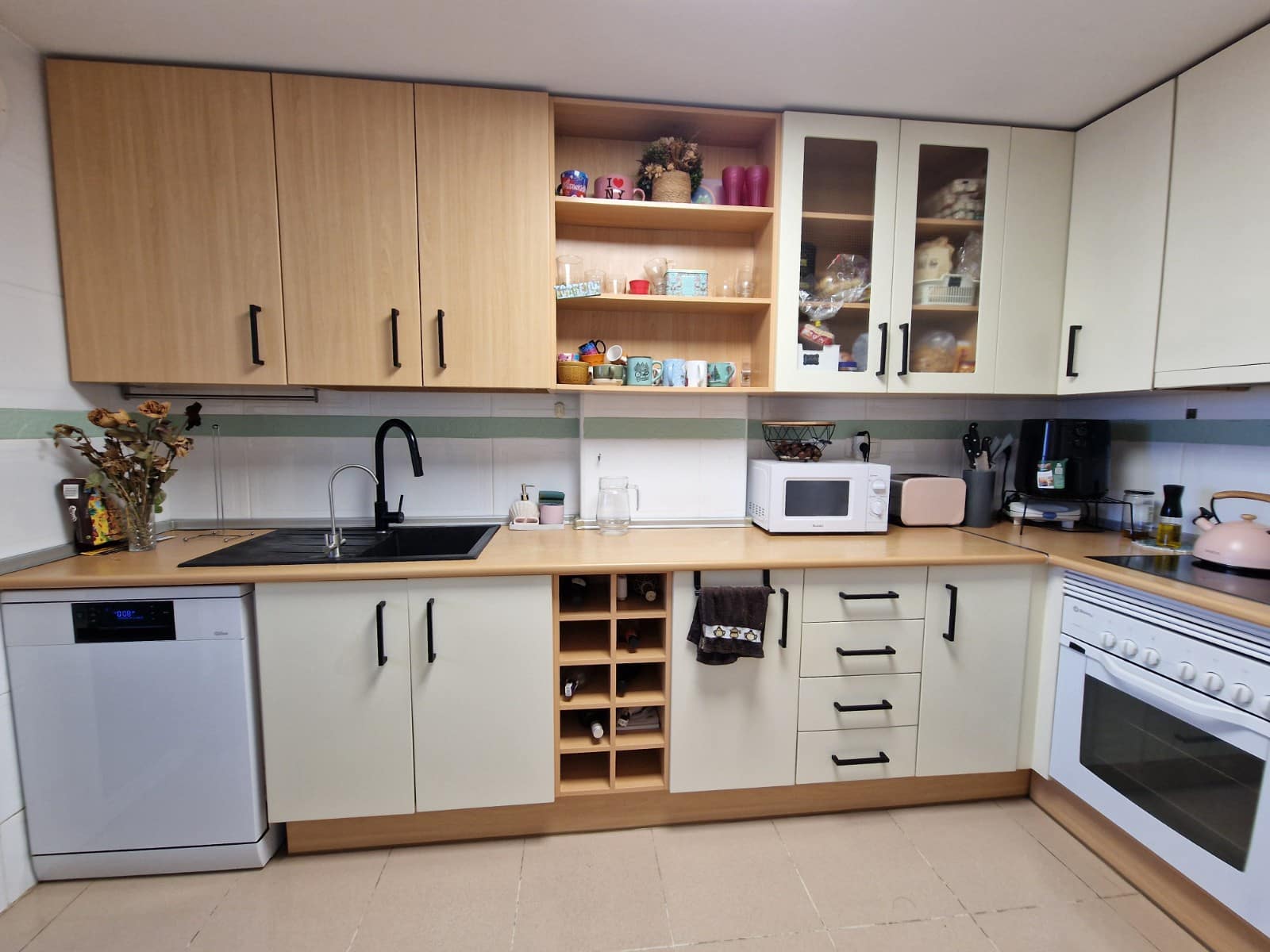 3 bedroom Apartment for sale in Guardamar del Segura with pool - € 239,000 (Ref: 9496497)