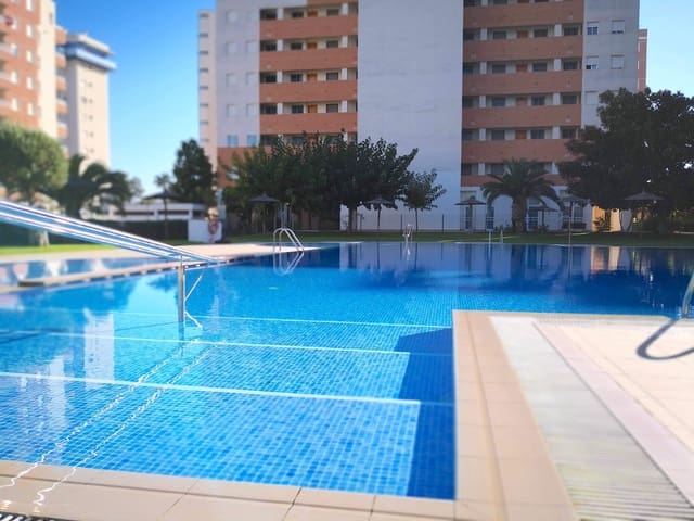 3 quarto Apartamento para venda em Puerto Deportivo, Guardamar del Segura com piscina - 239 000 € (Ref: 9496497)