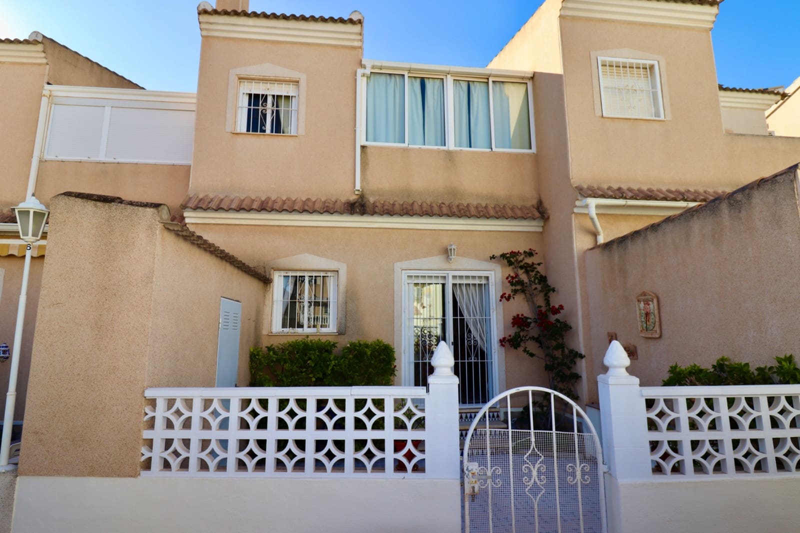 3 sovrum Hus till salu i Dona Pepa med pool - 249 950 € (Ref: 9502051)