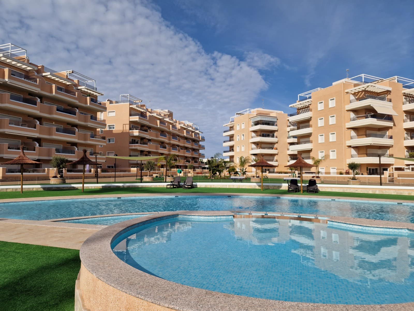 3 quarto Apartamento para venda em El Raso com piscina - 264 900 € (Ref: 9533068)