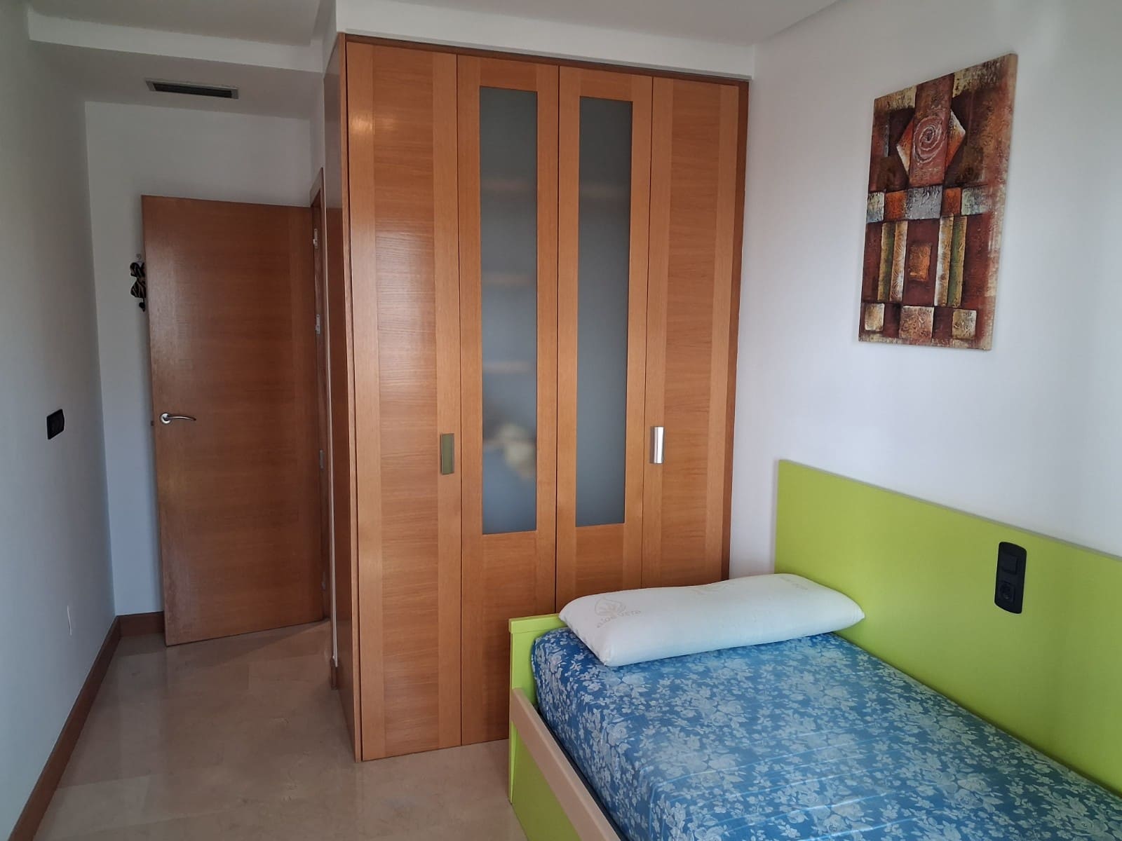 Apartamento de 2 habitaciones en Guardamar del Segura en venta con piscina - 235.000 € (Ref: 9574132)
