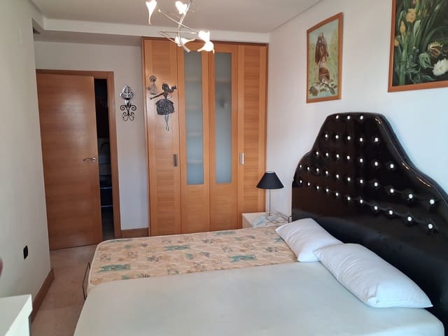 Apartamento de 2 habitaciones en Los Secanos, Guardamar del Segura en venta con piscina - 235.000 € (Ref: 9574132)