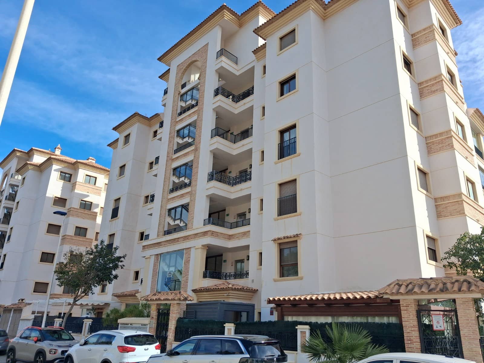 Apartamento de 2 habitaciones en Guardamar del Segura en venta con piscina - 235.000 € (Ref: 9574132)