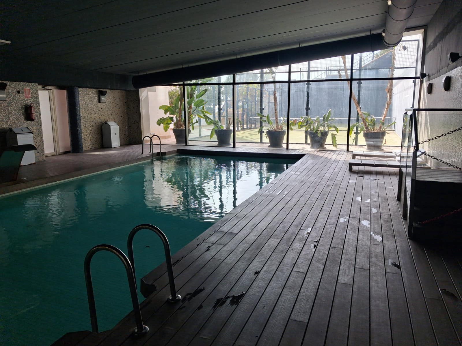 Apartamento de 2 habitaciones en Guardamar del Segura en venta con piscina - 235.000 € (Ref: 9574132)