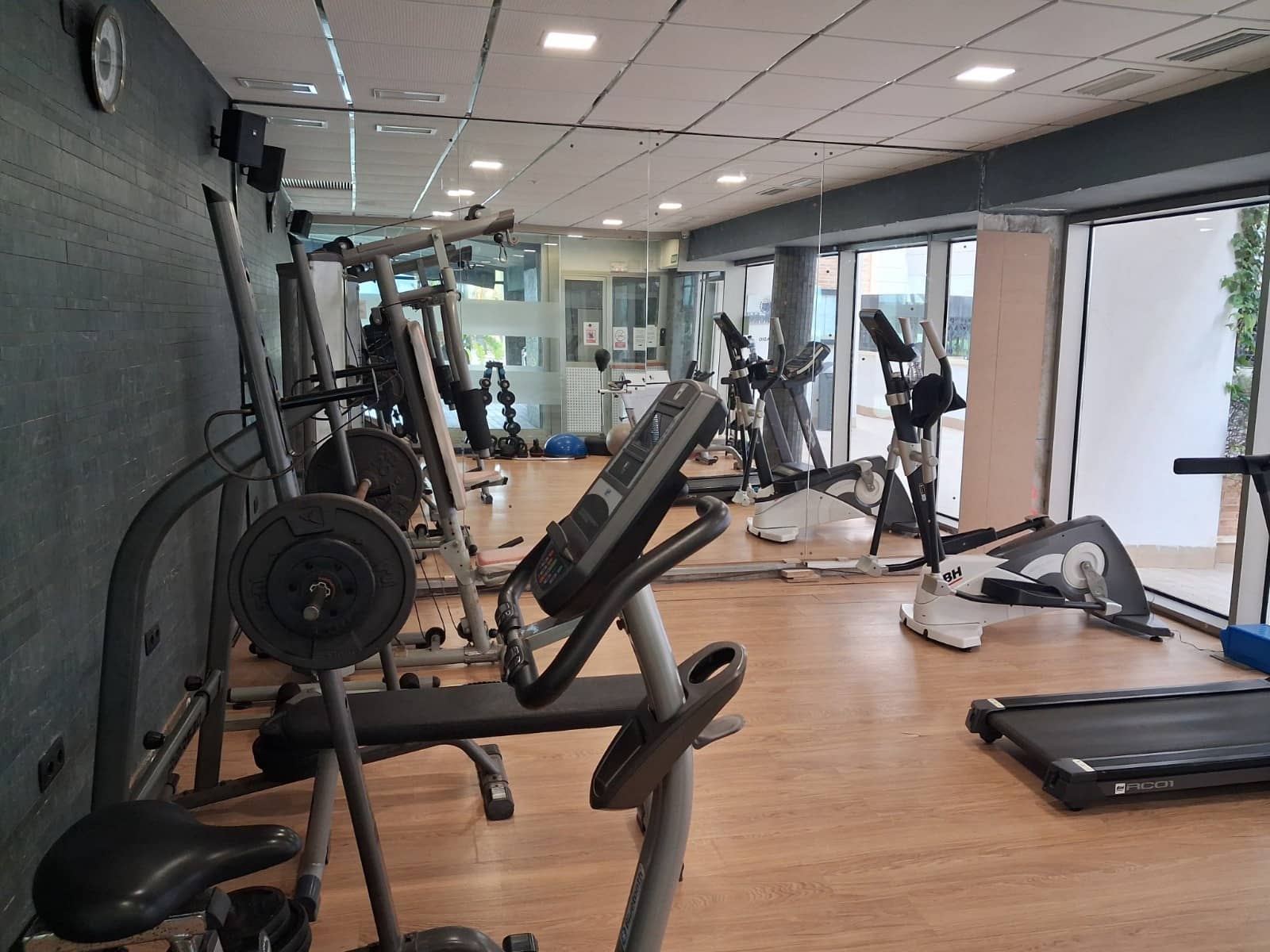 Apartamento de 2 habitaciones en Guardamar del Segura en venta con piscina - 235.000 € (Ref: 9574132)