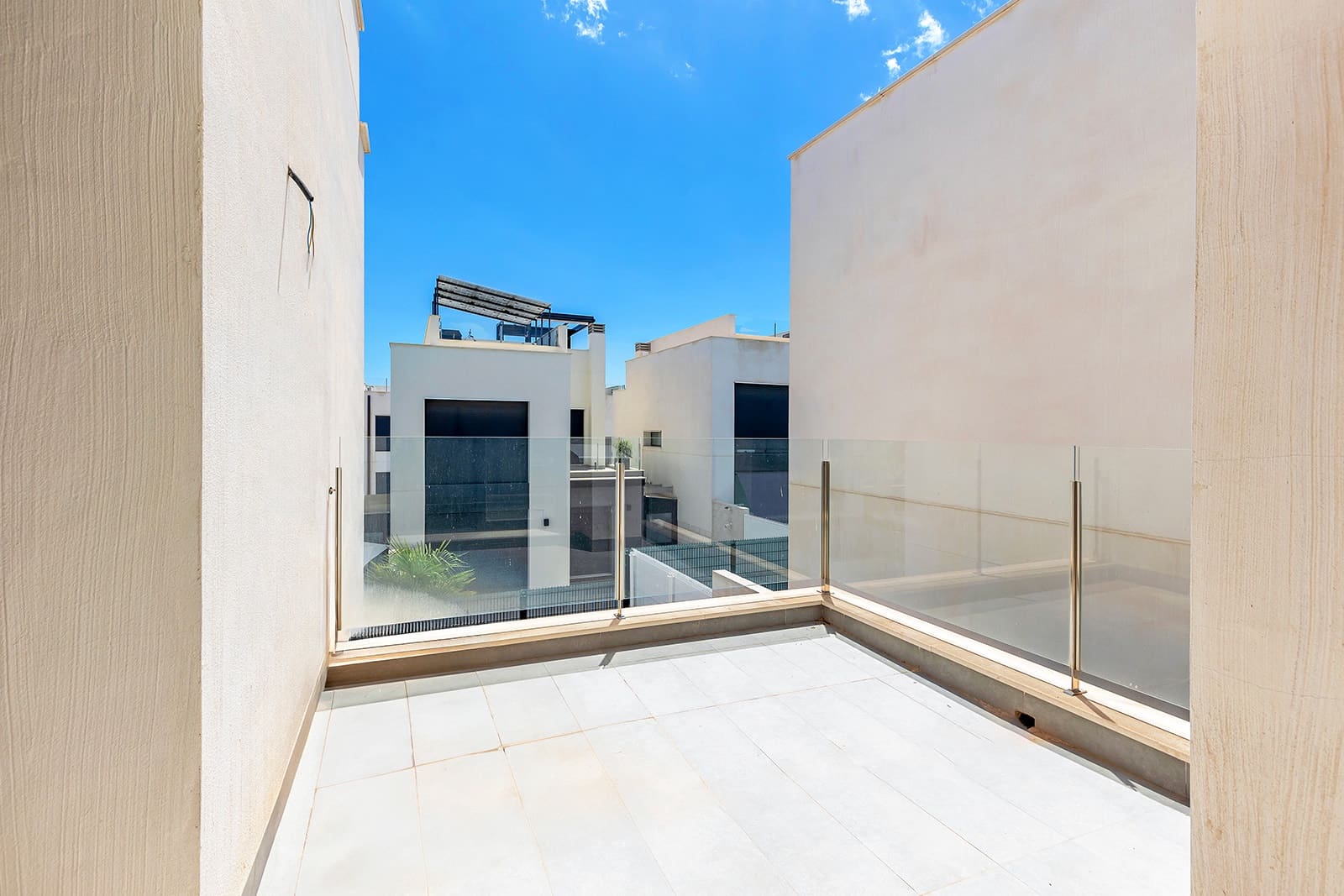 Chalet de 3 habitaciones en Orihuela Costa en venta con piscina - 319.000 € (Ref: 9598897)