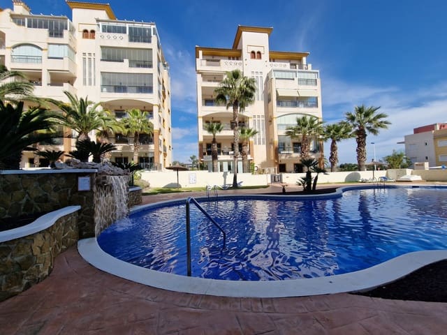 2 sovrum Takvåning till salu i Guardamar del Segura med pool - 470 000 € (Ref: 9635193)