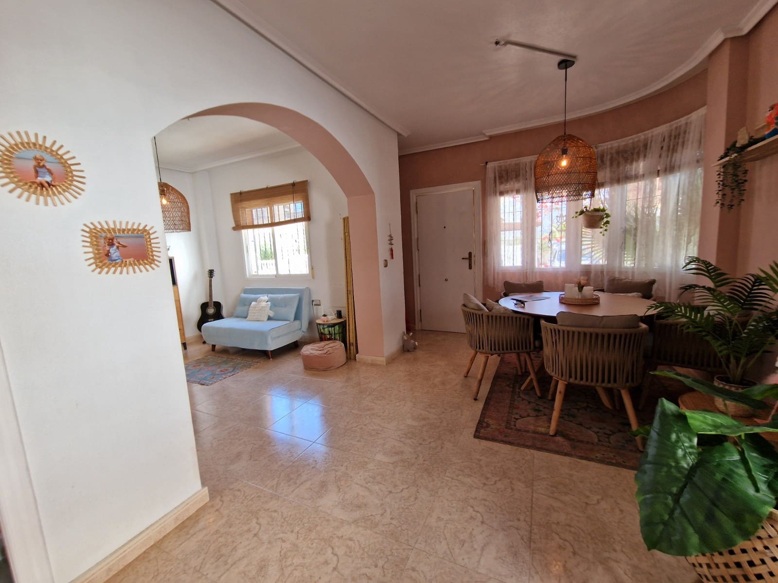3 bedroom Villa for sale in El Raso with pool - € 220,000 (Ref: 9673991)