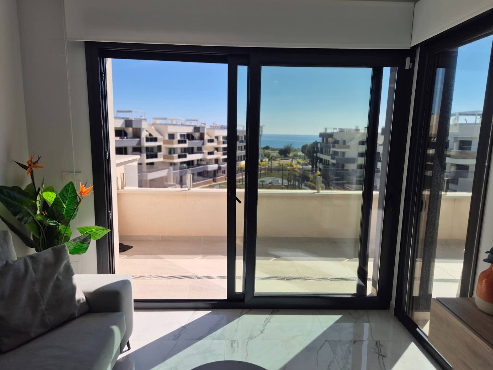 2 chambre Penthouse à vendre à Playa Flamenca avec piscine - 549 000 € (Ref: 9677037)