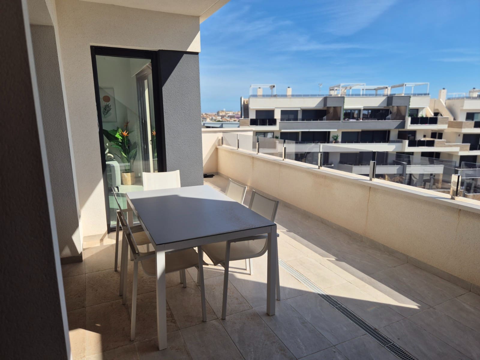 2 chambre Penthouse à vendre à Playa Flamenca avec piscine - 549 000 € (Ref: 9677037)