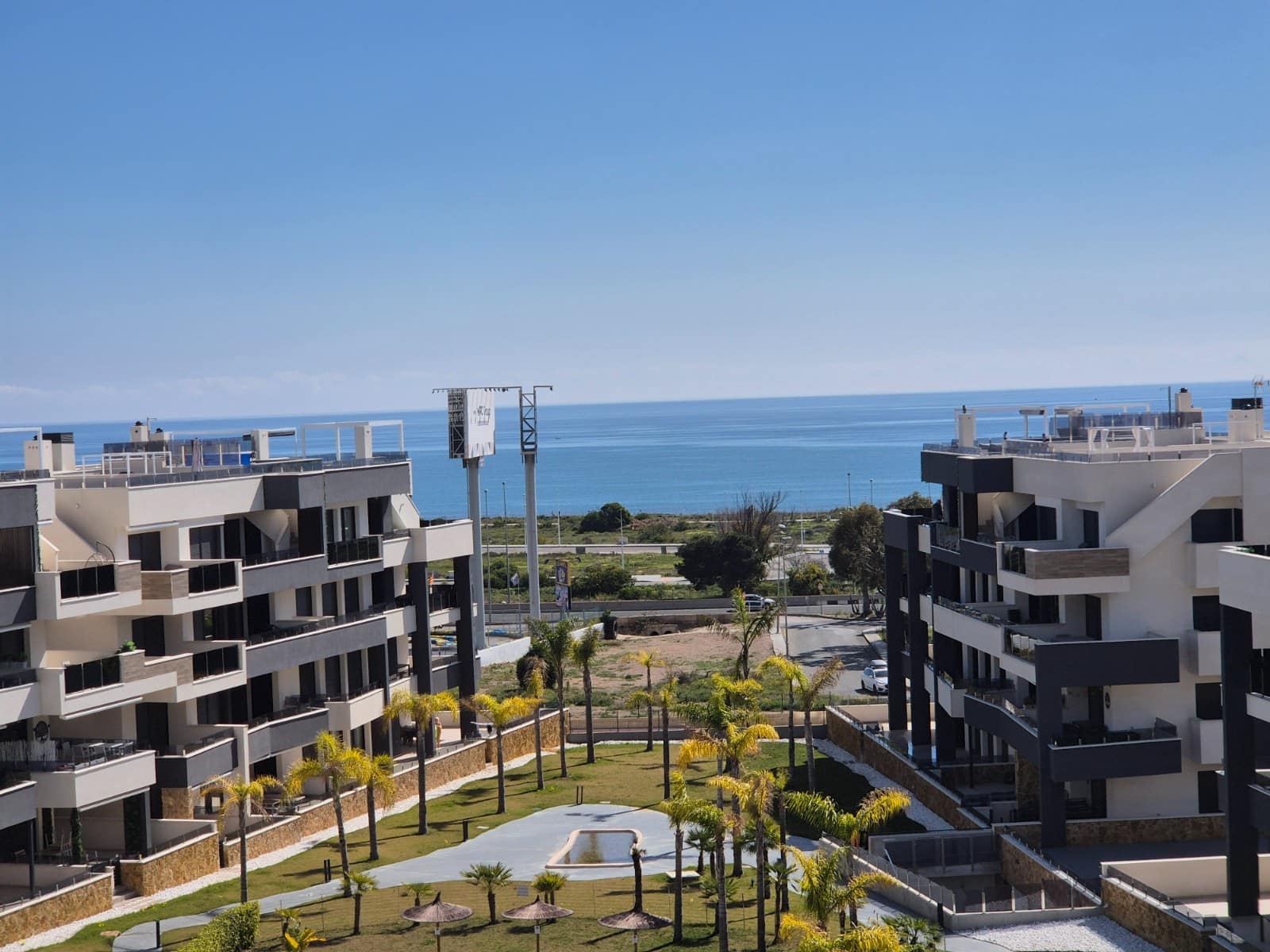 2 chambre Penthouse à vendre à Playa Flamenca avec piscine - 549 000 € (Ref: 9677037)