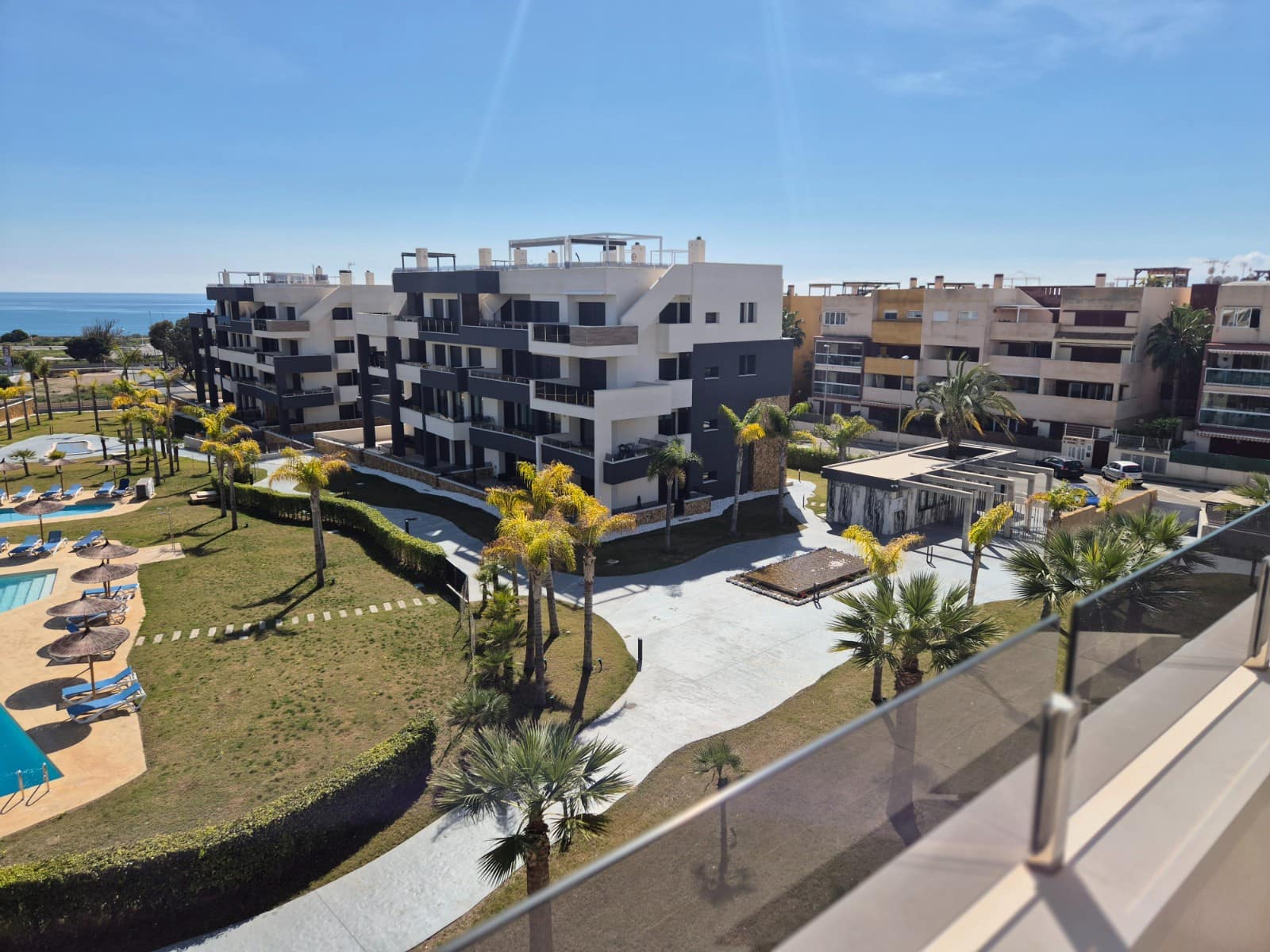 2 chambre Penthouse à vendre à Playa Flamenca avec piscine - 549 000 € (Ref: 9677037)