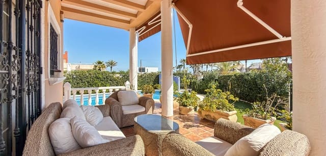5 chambre Villa/Maison à vendre à Cañada del Molino, Torrevieja avec piscine - 950 000 € (Ref: 9721463)