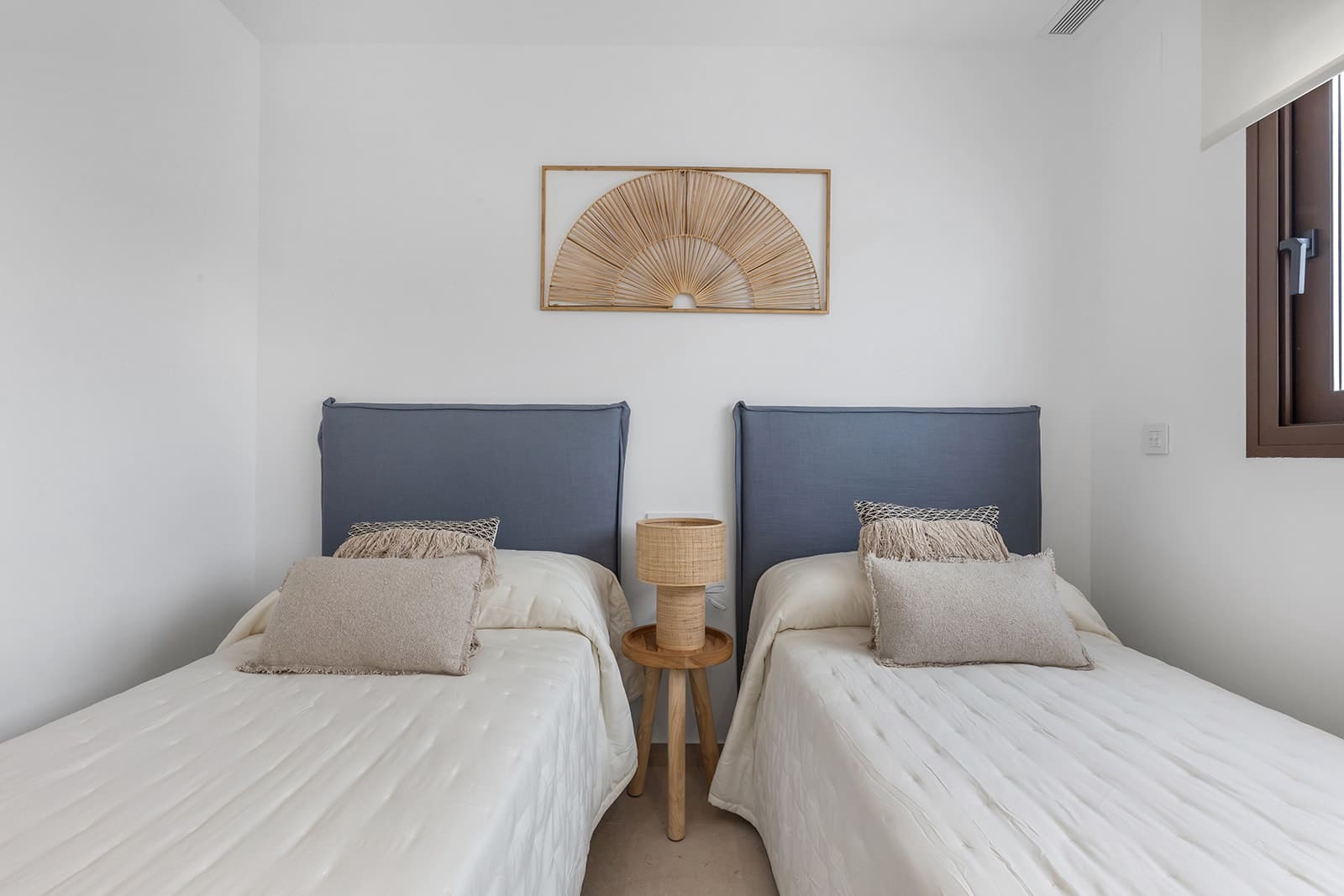 2 slaapkamer Appartement te koop in Los Alcazares met zwembad - € 319.900 (Ref: 9775227)