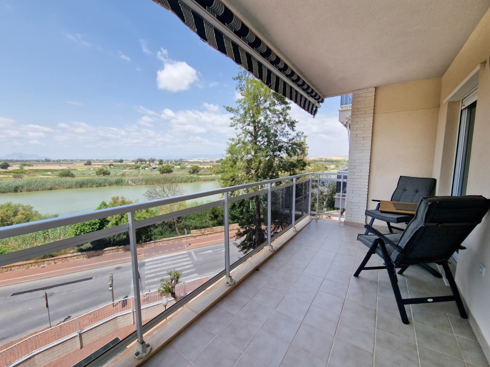 2 sovrum Lägenhet till salu i Guardamar del Segura med pool - 179 000 € (Ref: 9807192)