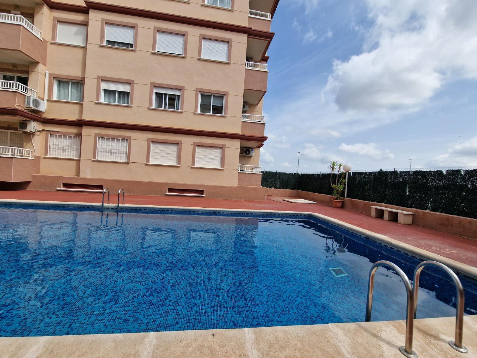 2 bedroom Apartment for sale in Almoradi with pool - € 112,500 (Ref: 9808596)