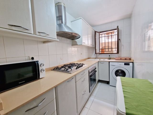 1 chambre Appartement à vendre à Guardamar Playa, Guardamar del Segura - 115 000 € (Ref: 9815051)
