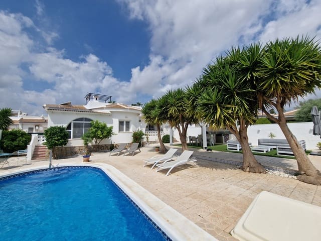3 bedroom Villa for sale in Pueblo Bravo, Rojales with pool - € 440,000 (Ref: 9815222)