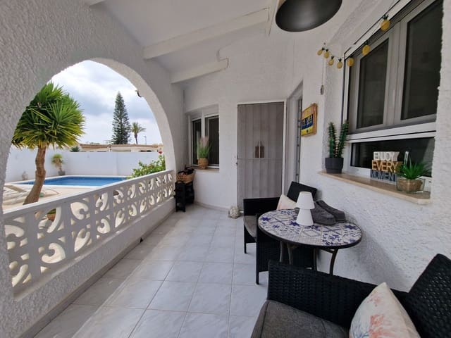 3 bedroom Villa for sale in Pueblo Bravo, Rojales with pool - € 440,000 (Ref: 9815222)