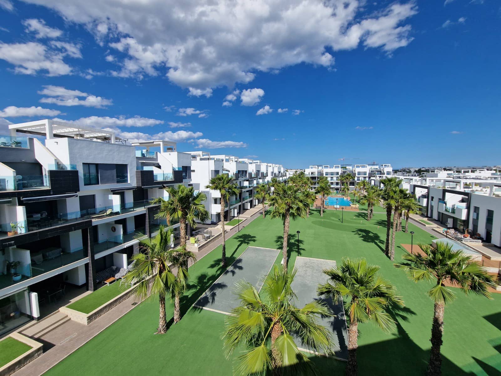 3 bedroom Penthouse for sale in El Raso with pool - € 309,950 (Ref: 9834690)