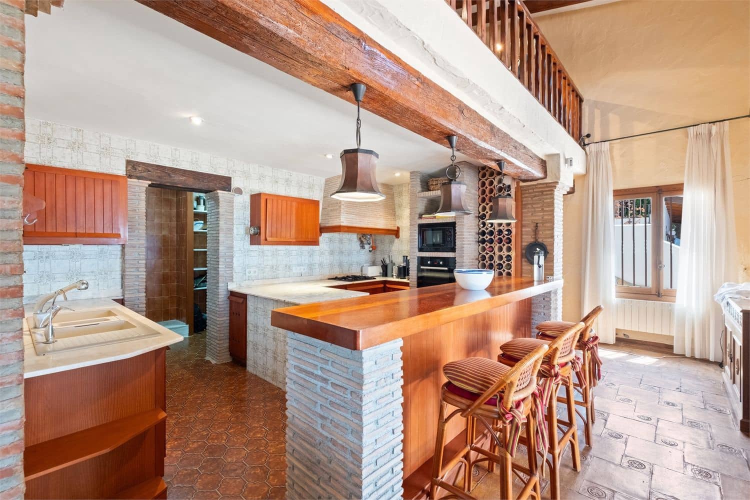 Villa zu verkaufen in Alicante / Alacant Stadt - 829.000 € (Ref: 10073230)