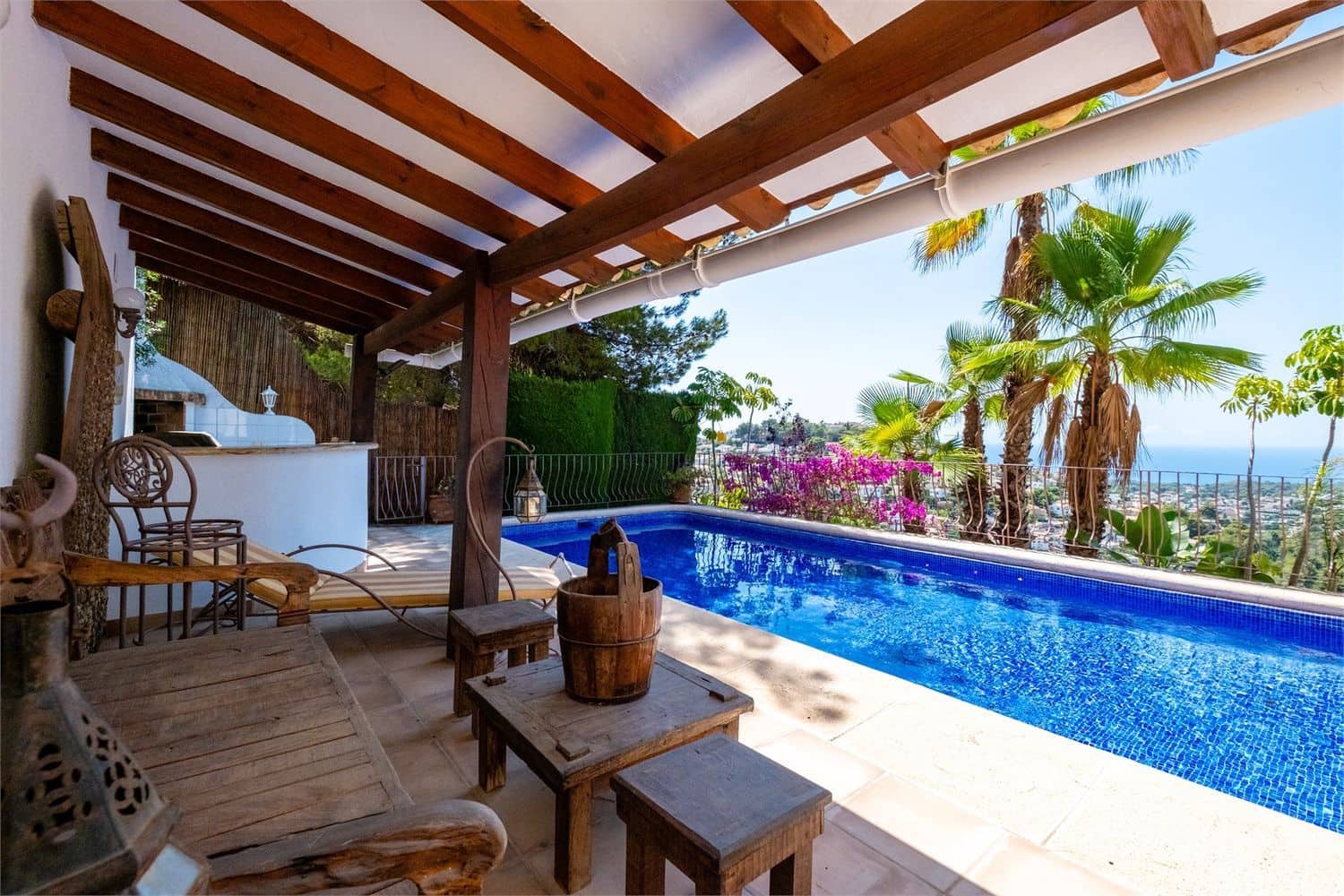 Villa zu verkaufen in Alicante / Alacant Stadt - 829.000 € (Ref: 10073230)