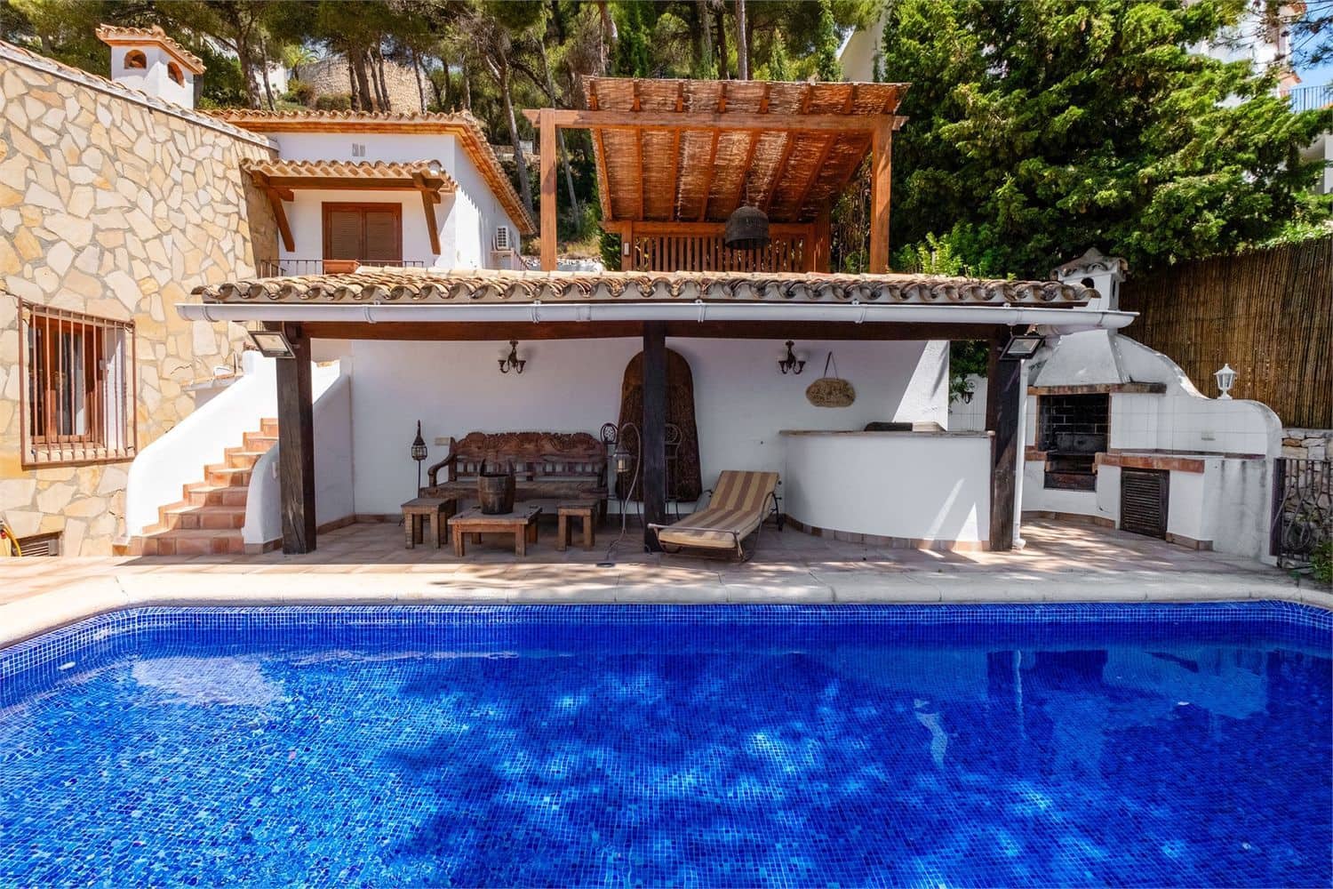Villa zu verkaufen in Alicante / Alacant Stadt - 829.000 € (Ref: 10073230)