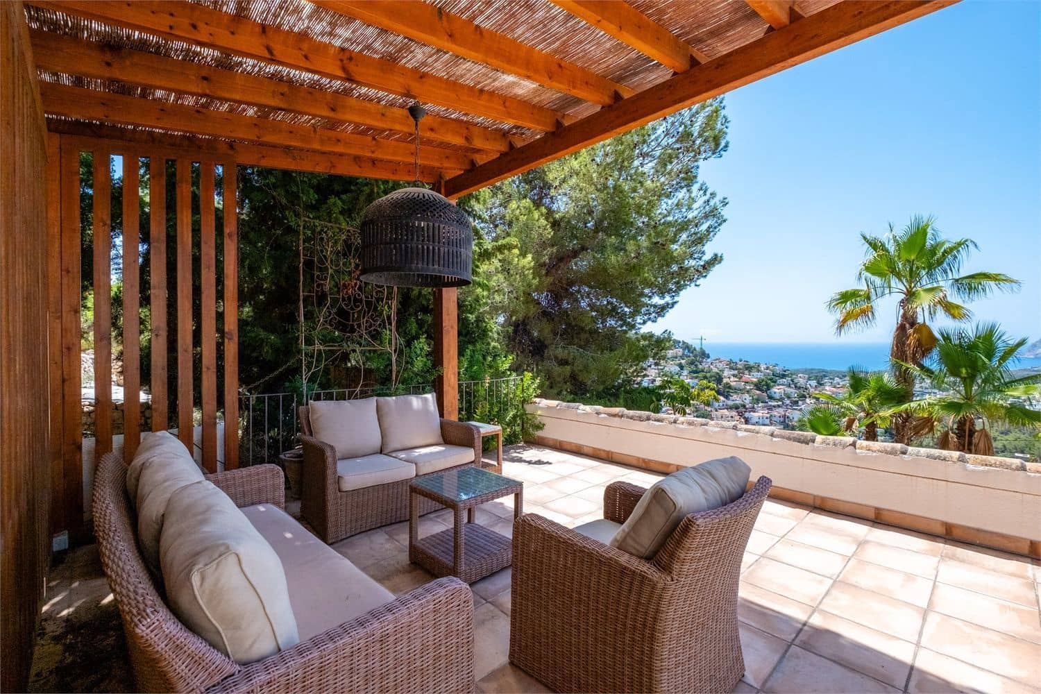 Villa zu verkaufen in Alicante / Alacant Stadt - 829.000 € (Ref: 10073230)