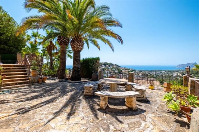 Villa zu verkaufen in Alicante / Alacant Stadt - 829.000 € (Ref: 10073230)
