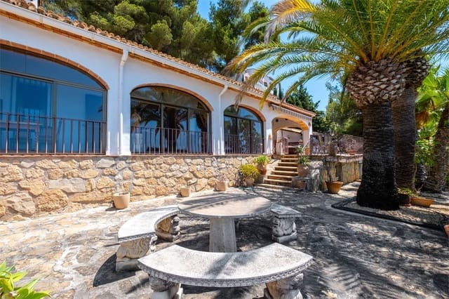 Villa zu verkaufen in Alicante / Alacant Stadt - 829.000 € (Ref: 10073230)