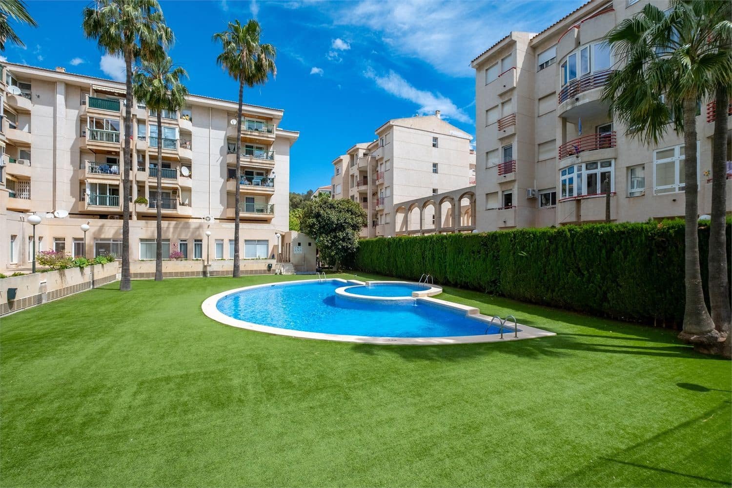 Apartament na sprzedaż w Albir - 380 000 € (Ref: 10073231)