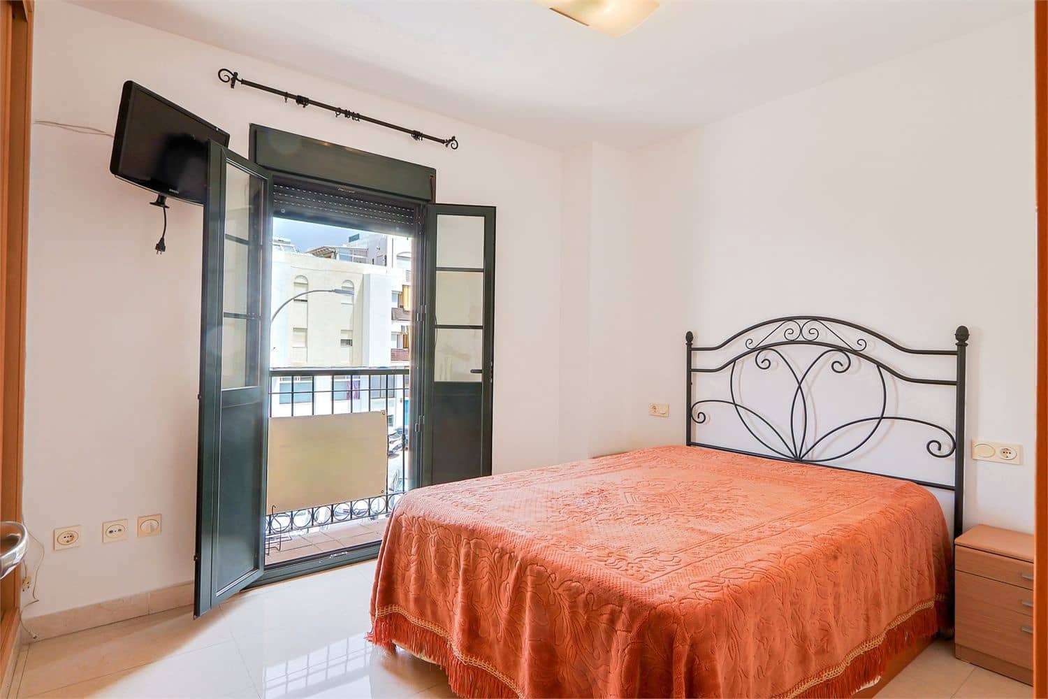 Lejlighed til salg i Nerja - € 290.000 (Ref: 10098764)